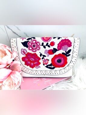 Kate Spade Madison Ave White Floral Embroidered Clutch wedding NWT